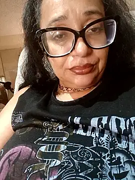 PichyPrettyPussy online show from 10-03-25, 07:00