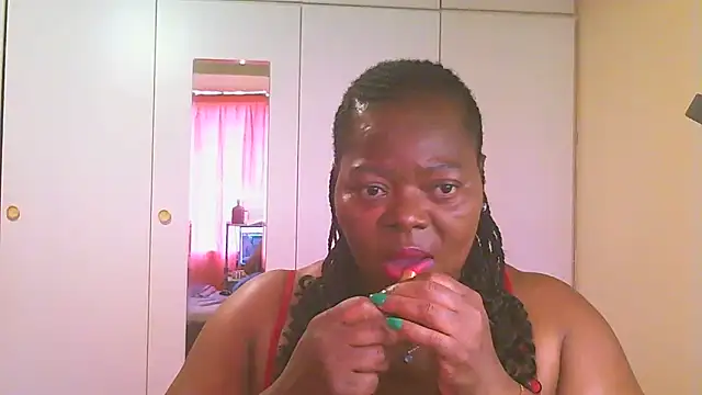 MatureBoobsDiva online show from 01-02-25, 08:39