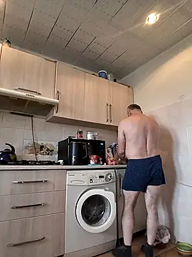  lady red  online show from 03-15-25, 01:18