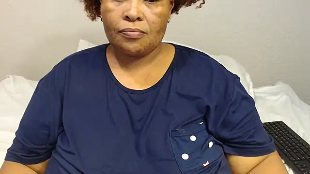 zandile online show from 11-16-25, 08:14