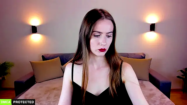 TheWoman   online show from 10-06-25, 06:27