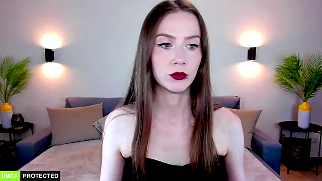 TheWoman   online show from 07-10-26, 10:40