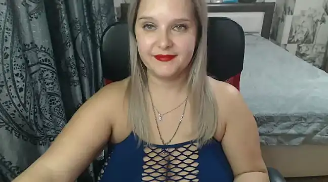 Snapshot of Boolochka chatting on 12-28-24, 08:36 Boolochka online show from 12-28-24, 08:36