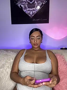 Shantal Lovee online show from 01-19-25, 11:21