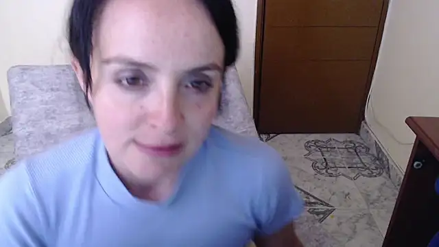 Snapshot of antara_hotgirl chatting on 01-10-25, 09:42 antara hotgirl online show from 01-10-25, 09:42