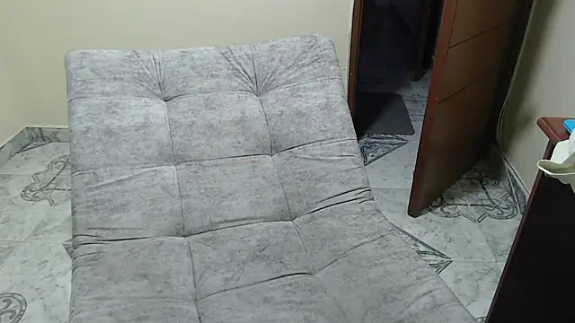 Snapshot of antara_hotgirl chatting on 12-14-25, 10:03 antara hotgirl online show from 12-14-25, 10:03