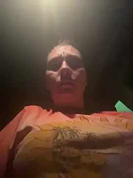 Snapshot of Babii_Nova chatting on 11-16-25, 04:18 Babii Nova online show from 11-16-25, 04:18