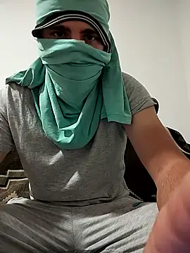 MrNoBoDy000 online show from 10-04-25, 05:49