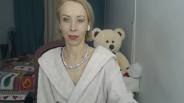 LuxuryNika online show from 01-21-25, 02:59
