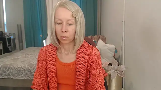 LuxuryNika online show from 06-13-26, 03:43