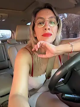 Gatitacarlita online show from 04-18-26, 07:29