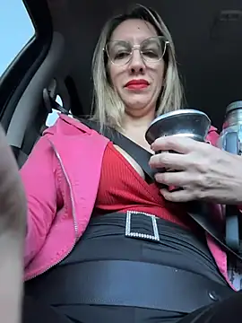 Gatitacarlita online show from 04-27-26, 10:57