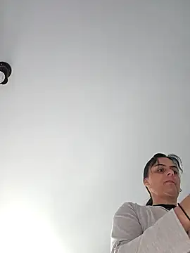 IsabelleCraft online show from 09-11-25, 06:46