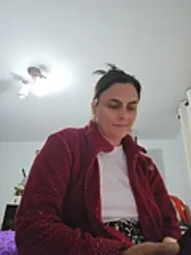 Snapshot of IsabelleCraft chatting on 04-29-26, 05:30 IsabelleCraft online show from 04-29-26, 05:30