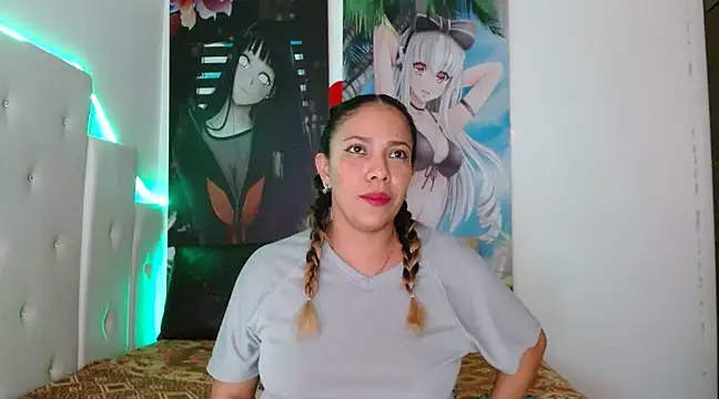 Snapshot of Bootycallhot chatting on 01-29-25, 04:19 Bootycallhot online show from 01-29-25, 04:19