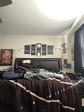 honneymel online show from 02-18-25, 11:52