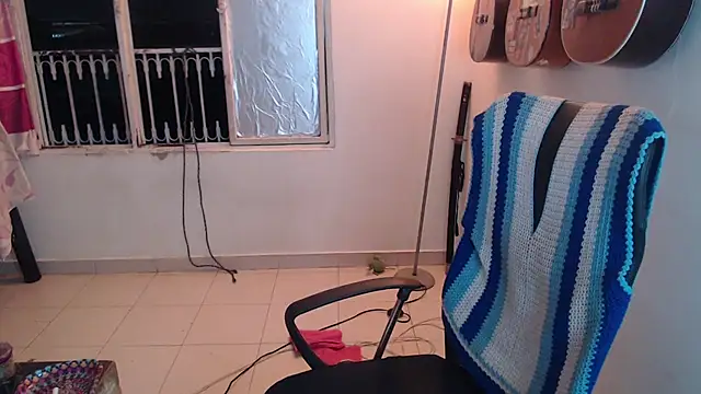 Smoke trip Alicia online show from 10-14-25, 03:29