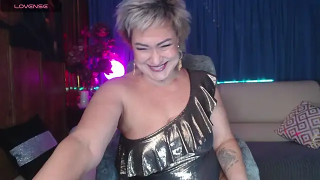 Snapshot of Ellen_Ripley chatting on 12-07-24, 12:35 Ellen Ripley online show from 12-07-24, 12:35