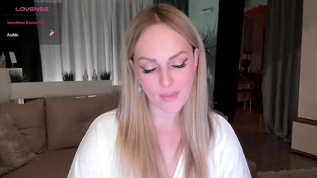 Libby Nora online show from 12-19-24, 01:51