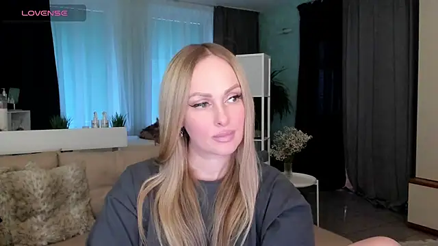 Libby Nora online show from 02-18-25, 02:59