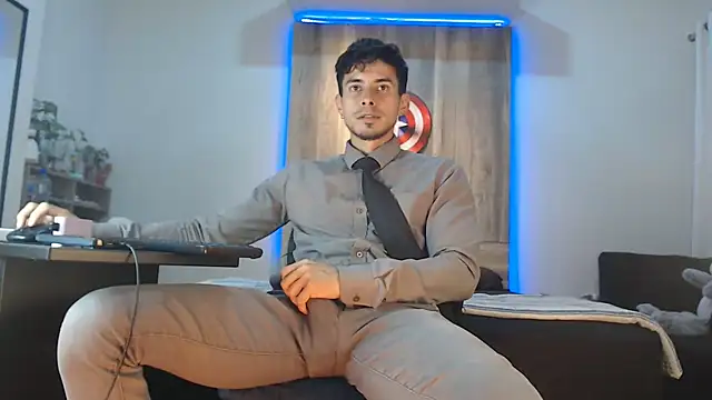 Andrew 4  online show from 11-15-25, 01:36