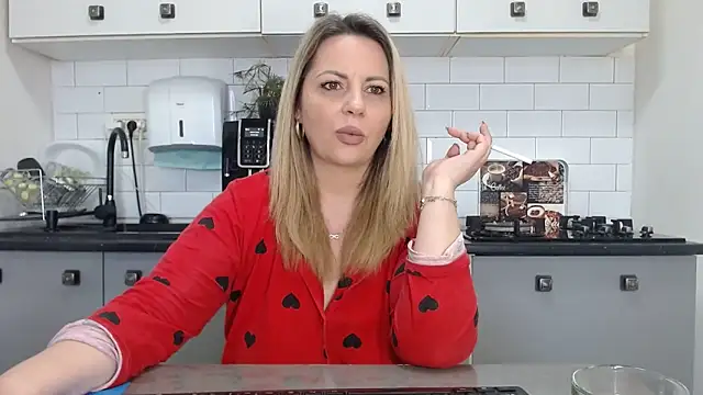 erikaerika online show from 01-28-25, 10:02