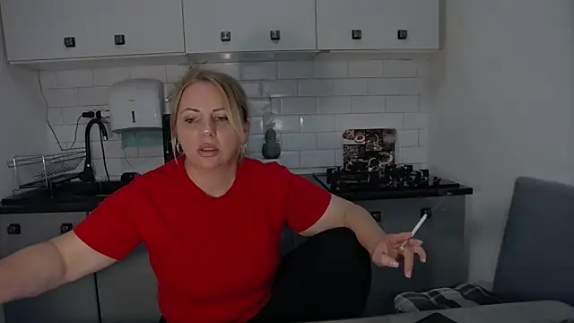 erikaerika online show from 09-29-25, 09:58