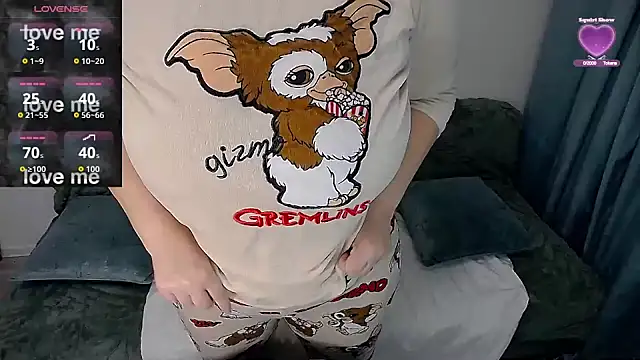 erikaerika online show from 11-22-25, 06:56