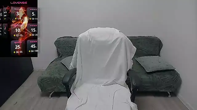 Snapshot of erikaerika chatting on 05-18-26, 07:25 erikaerika online show from 05-18-26, 07:25