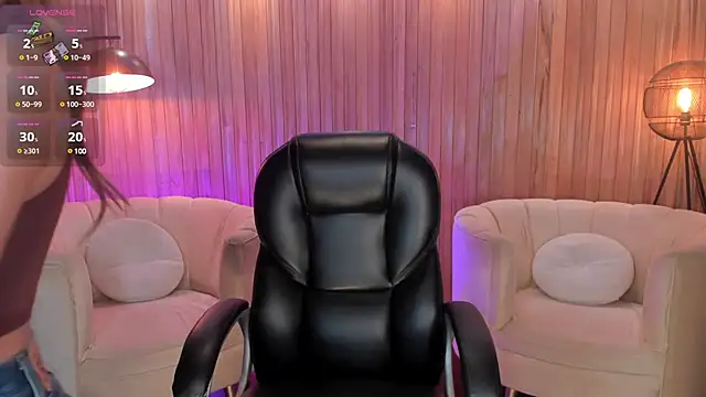 Snapshot of AmyDavis_ chatting on 12-06-24, 02:13 AmyDavis online show from 12-06-24, 02:13