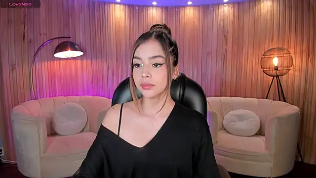 Snapshot of AmyDavis_ chatting on 12-06-24, 06:17 AmyDavis online show from 12-06-24, 06:17