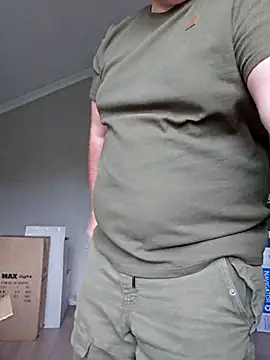 Snapshot of Andrew1900529 chatting on 10-06-25, 12:24 Andrew1900529 online show from 10-06-25, 12:24