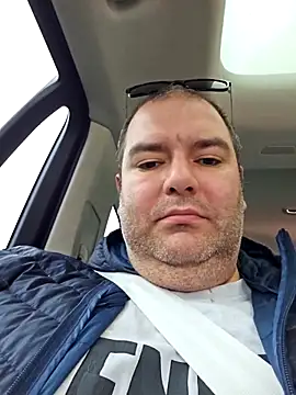 Snapshot of Andrew1900529 chatting on 10-08-25, 12:36 Andrew1900529 online show from 10-08-25, 12:36