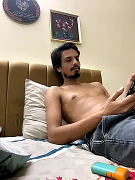 Talha266 online show from 10-29-25, 02:36