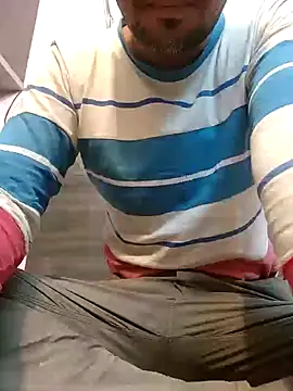 Snapshot of HotBoyOm chatting on 12-26-24, 12:14 HotBoyOm online show from 12-26-24, 12:14