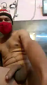 Snapshot of HotBoyOm chatting on 01-13-25, 06:38 HotBoyOm online show from 01-13-25, 06:38