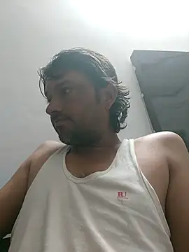 HotBoyOm online show from 05-18-26, 02:07