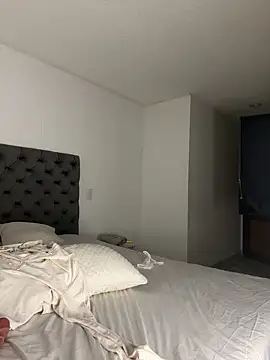 Snapshot of kamivolkano chatting on 02-09-25, 01:55 kamivolkano online show from 02-09-25, 01:55