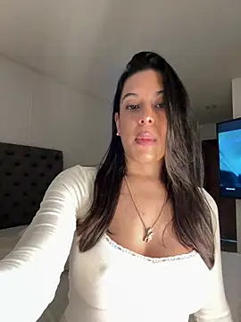 Snapshot of kamivolkano chatting on 02-13-25, 10:54 kamivolkano online show from 02-13-25, 10:54