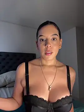 Snapshot of kamivolkano chatting on 03-21-25, 05:12 kamivolkano online show from 03-21-25, 05:12