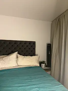 Snapshot of kamivolkano chatting on 09-23-25, 11:52 kamivolkano online show from 09-23-25, 11:52