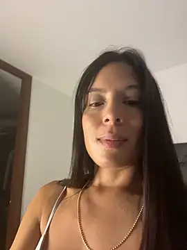 Snapshot of kamivolkano chatting on 10-07-25, 10:18 kamivolkano online show from 10-07-25, 10:18