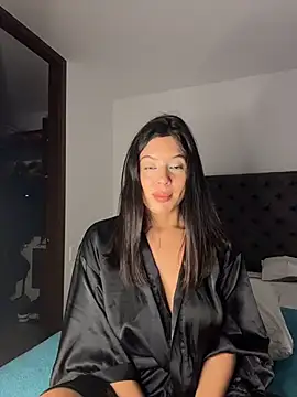 Snapshot of kamivolkano chatting on 10-30-25, 06:19 kamivolkano online show from 10-30-25, 06:19