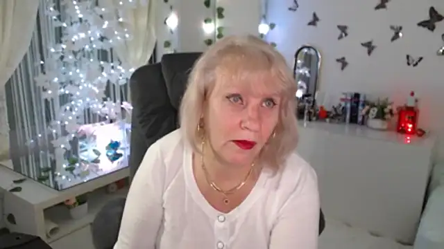 Ghertrude52 online show from 12-19-25, 04:08