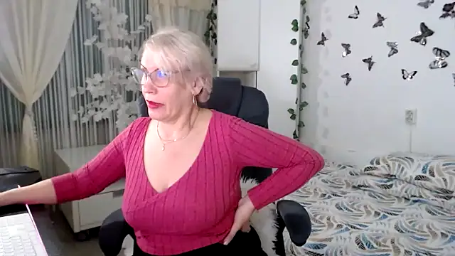 Ghertrude52 online show from 04-28-26, 03:44