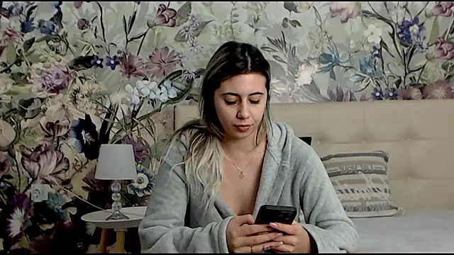 RoseDiamond06 online show from 02-26-25, 10:36