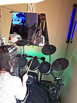 AerobicSleeve online show from 02-17-26, 02:02