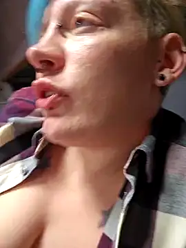 Snapshot of PinkTheHawk chatting on 12-11-24, 07:25 PinkTheHawk online show from 12-11-24, 07:25