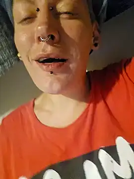 Snapshot of PinkTheHawk chatting on 12-14-24, 03:15 PinkTheHawk online show from 12-14-24, 03:15