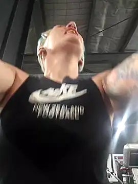 Snapshot of PinkTheHawk chatting on 12-29-24, 12:01 PinkTheHawk online show from 12-29-24, 12:01